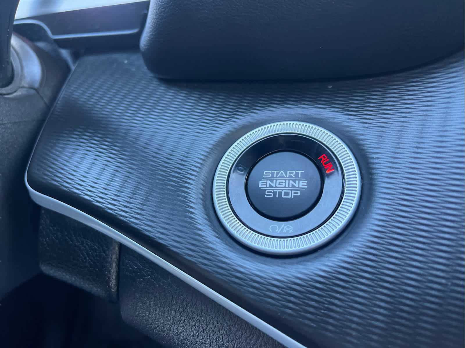 Used 2023 Jeep Grand Cherokee L Laredo image 43