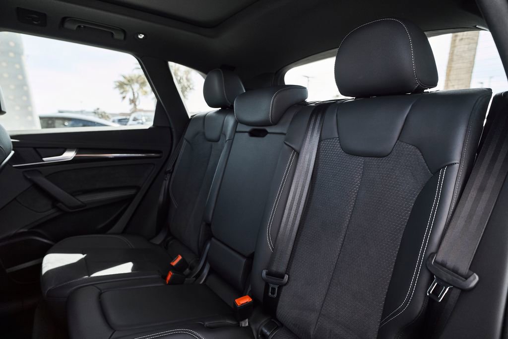 Used 2024 Audi SQ5 Premium Plus AWD/4WD image 28
