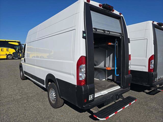 Used 2024 RAM ProMaster 3500 w/ Delivery Van Package FWD image 17