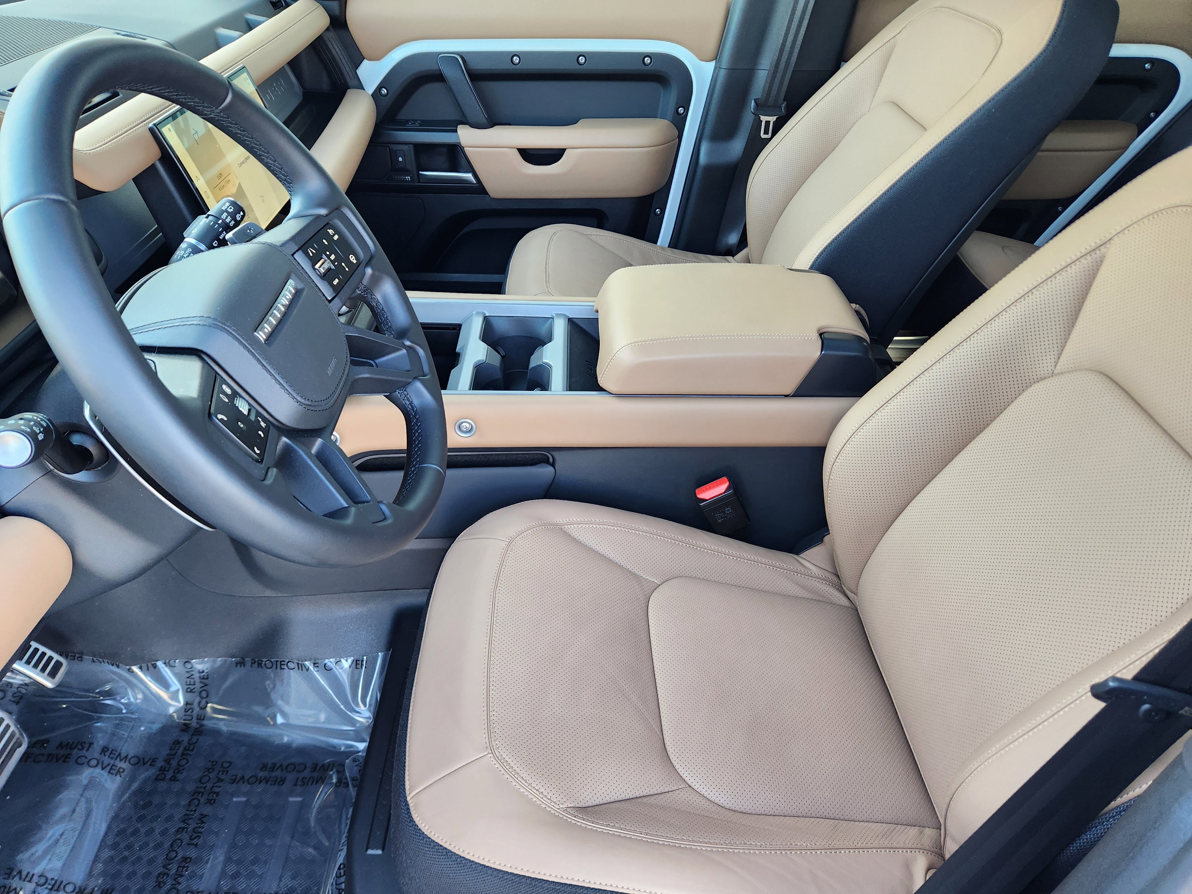 Certified 2025 Land Rover Defender 110 V8 image 14