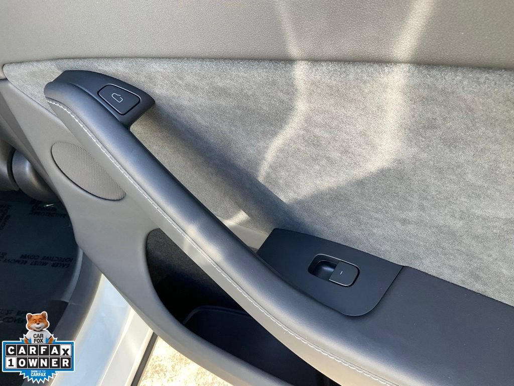Used 2023 Tesla Model Y Long Range AWD/4WD image 62