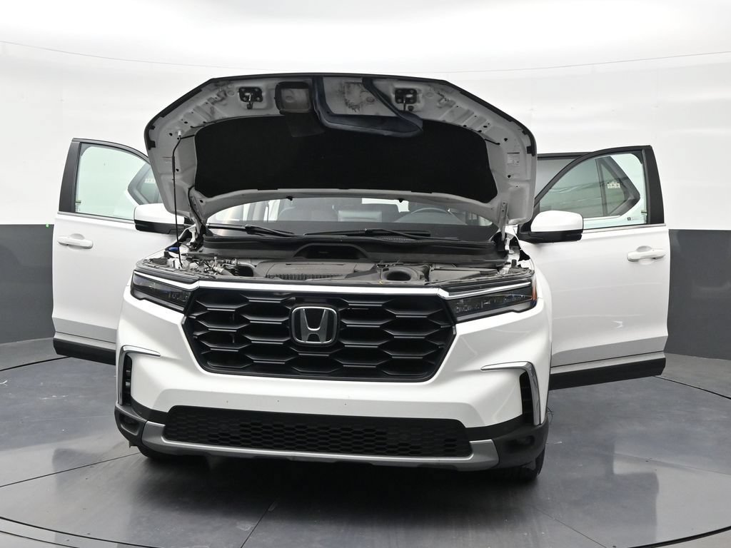 Used 2025 Honda Pilot EX-L image 33