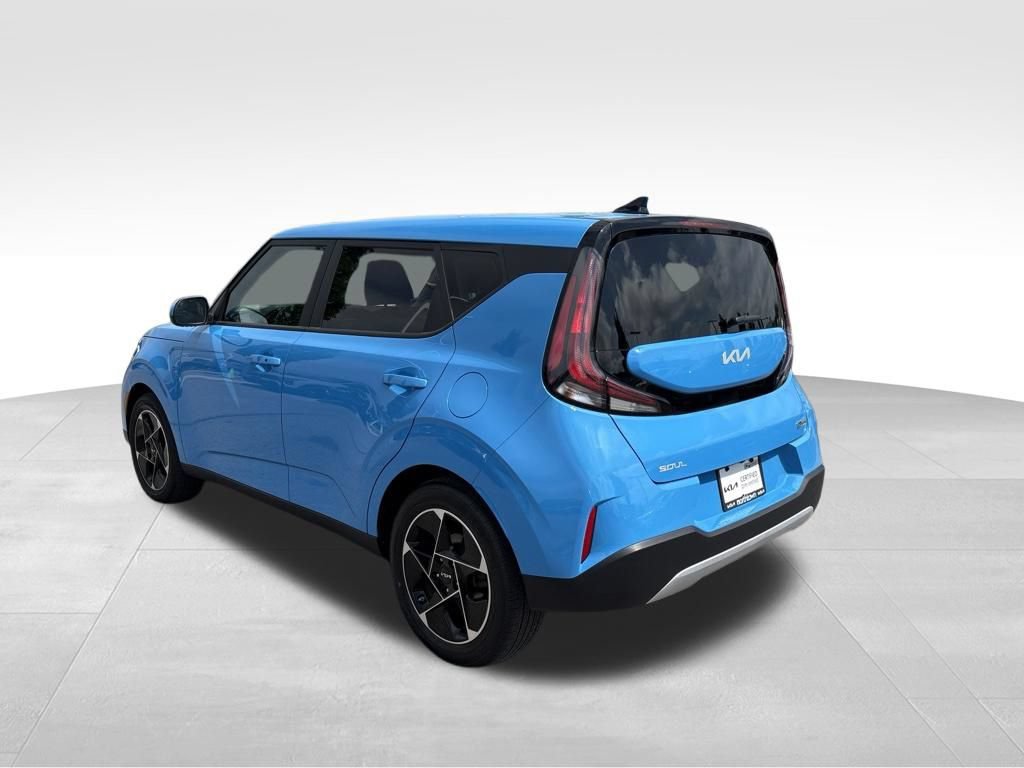 Certified 2024 Kia Soul EX FWD image 9