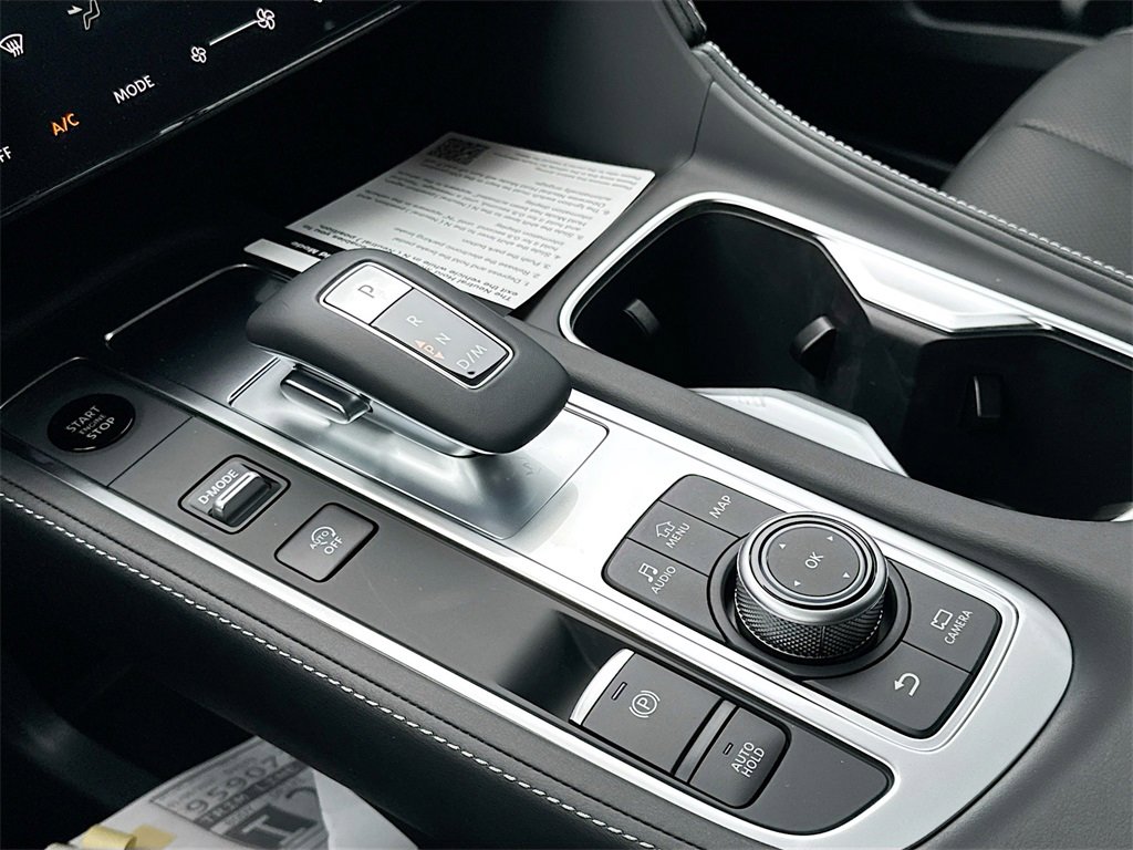 New 2026 INFINITI QX60 Luxe w/ Cargo Package image 17