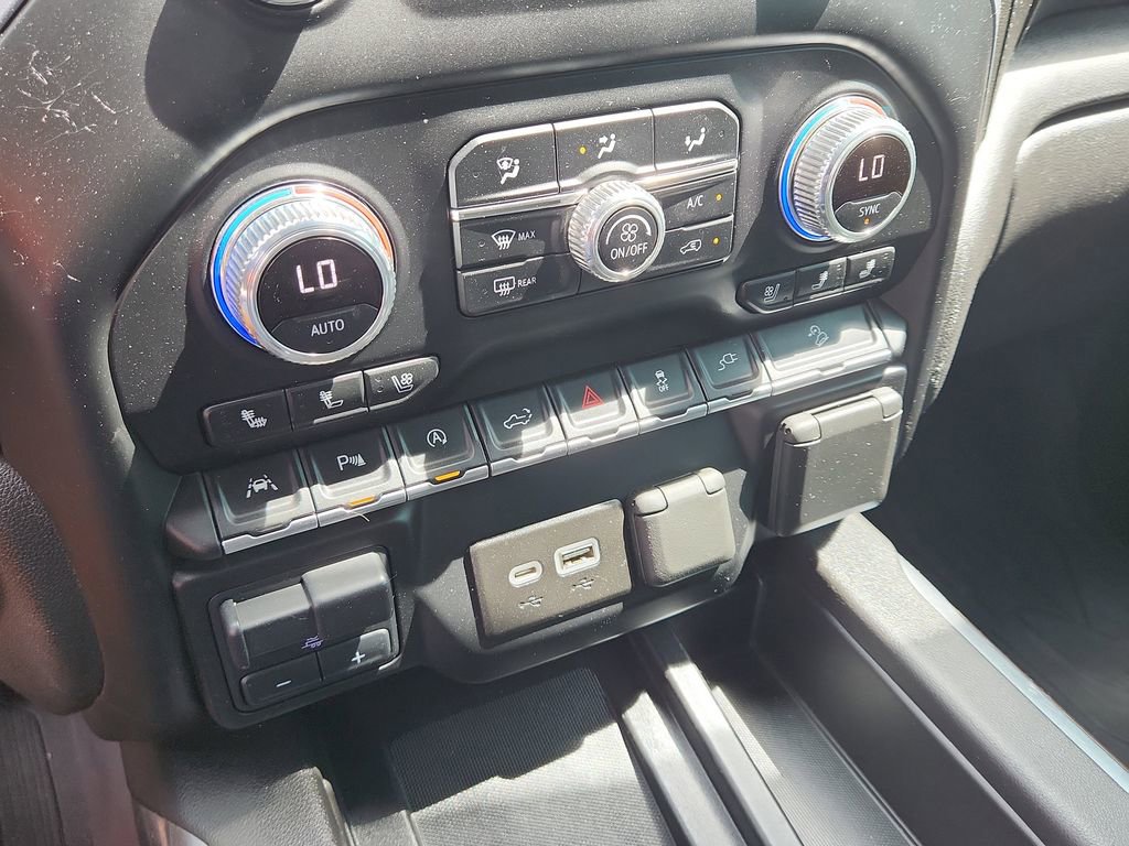 Used 2022 GMC Sierra 1500 SLT w/ SLT Premium Plus Package image 26