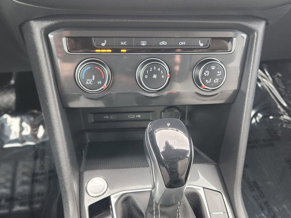 Used 2022 Volkswagen Tiguan S image 22