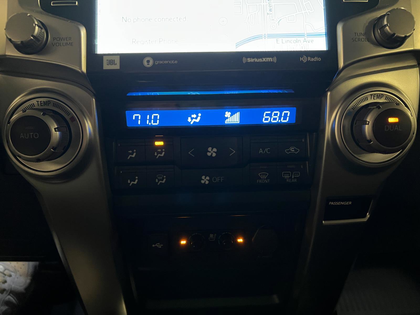 Used 2023 Toyota 4Runner Limited image 19