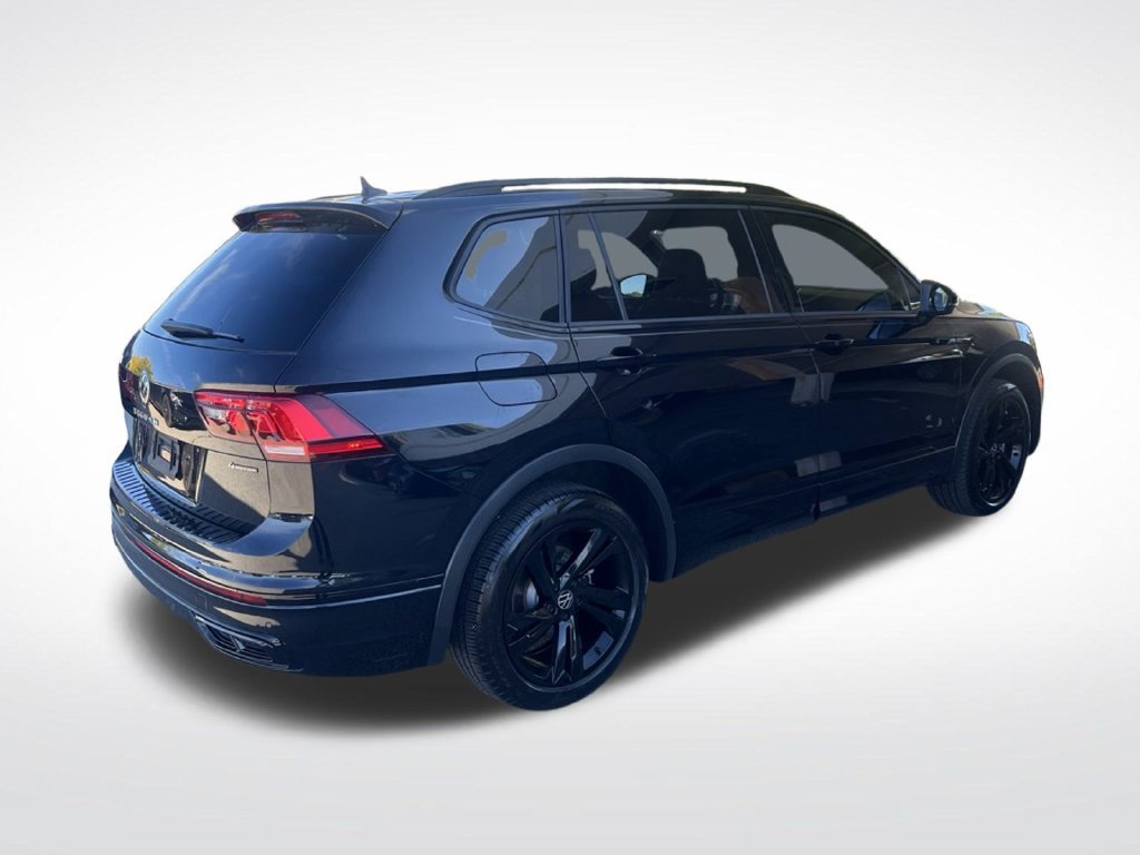 Used 2024 Volkswagen Tiguan SE R-Line w/ MDO Package, Two-Row AWD/4WD image 46