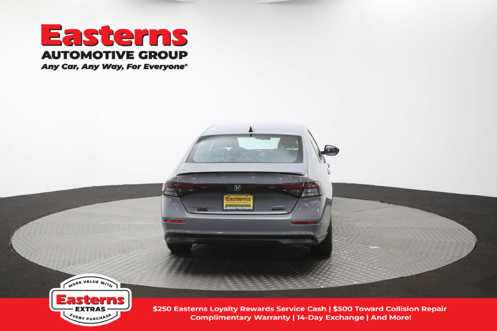 Used 2023 Honda Accord Sport image 39