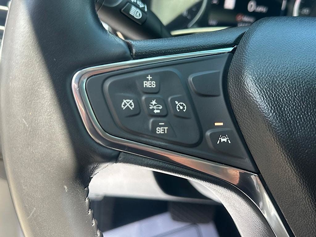 Used 2020 Chevrolet Equinox LT FWD image 22