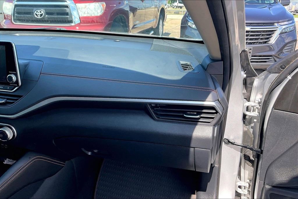 Used 2020 Nissan Altima 2.5 SR FWD image 23