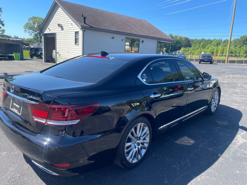 Used 2015 Lexus LS 460 L w/ Ultra Luxury Package RWD image 6