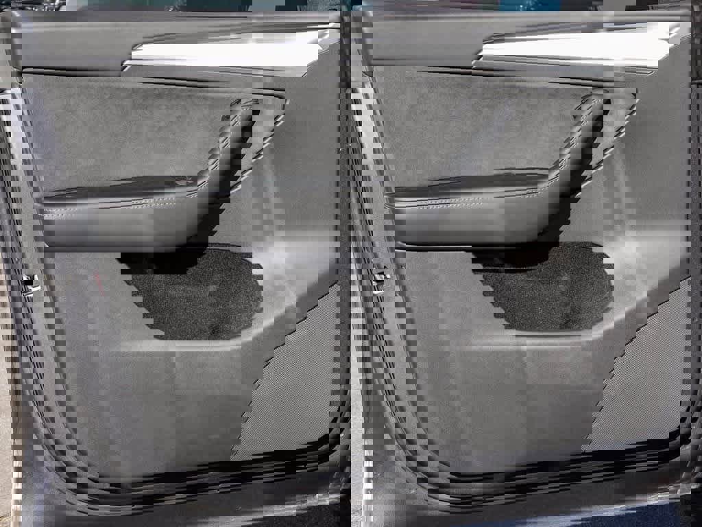 Used 2022 Tesla Model Y Performance image 18