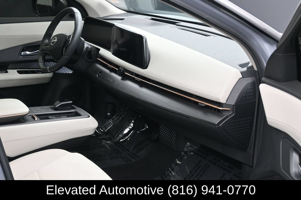 Certified 2024 Nissan Ariya AWD image 6