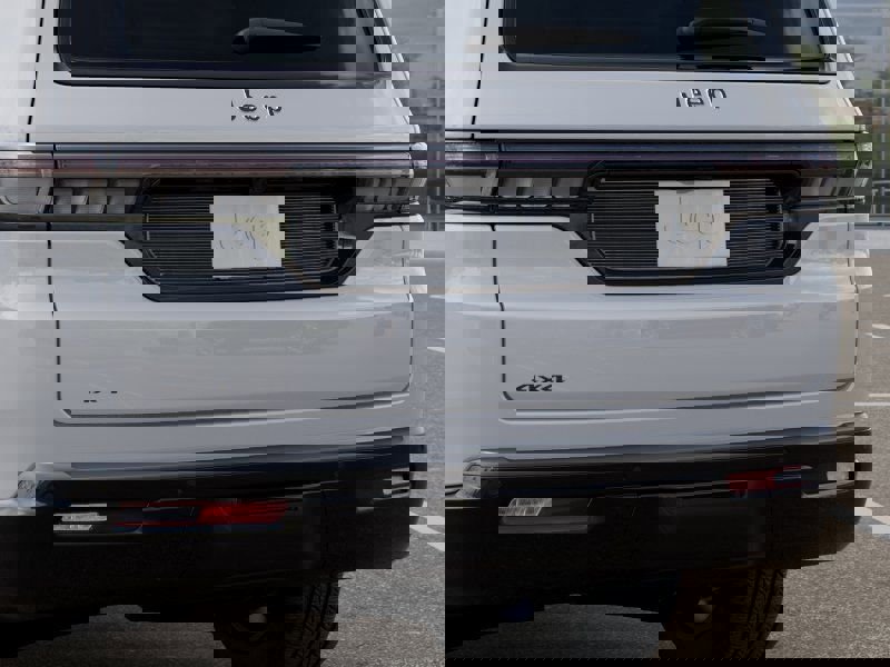 New 2026 Jeep Grand Wagoneer Limited AWD/4WD image 13