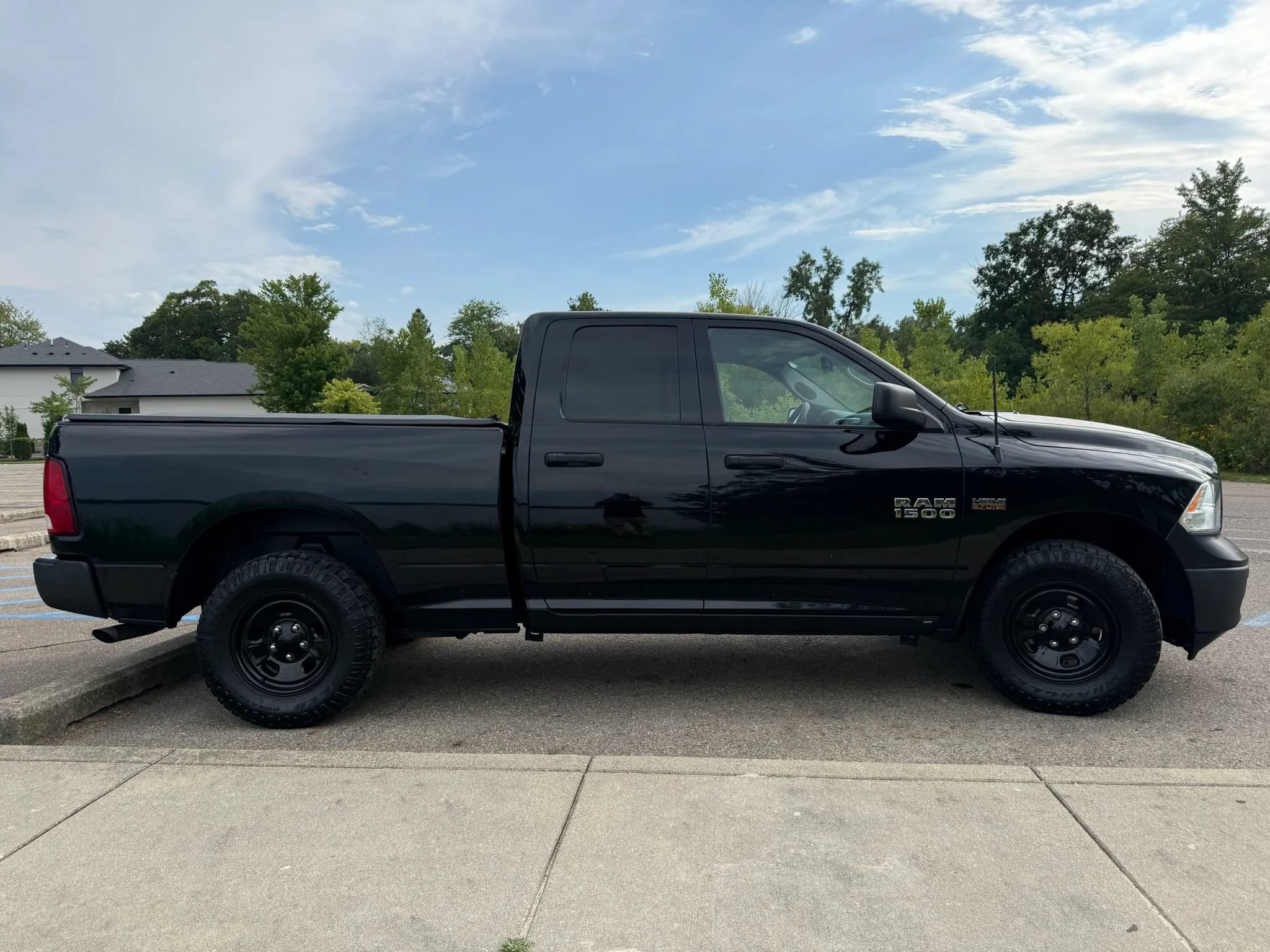 Used 2015 RAM 1500 Tradesman w/ Popular Equipment Group AWD/4WD image 4