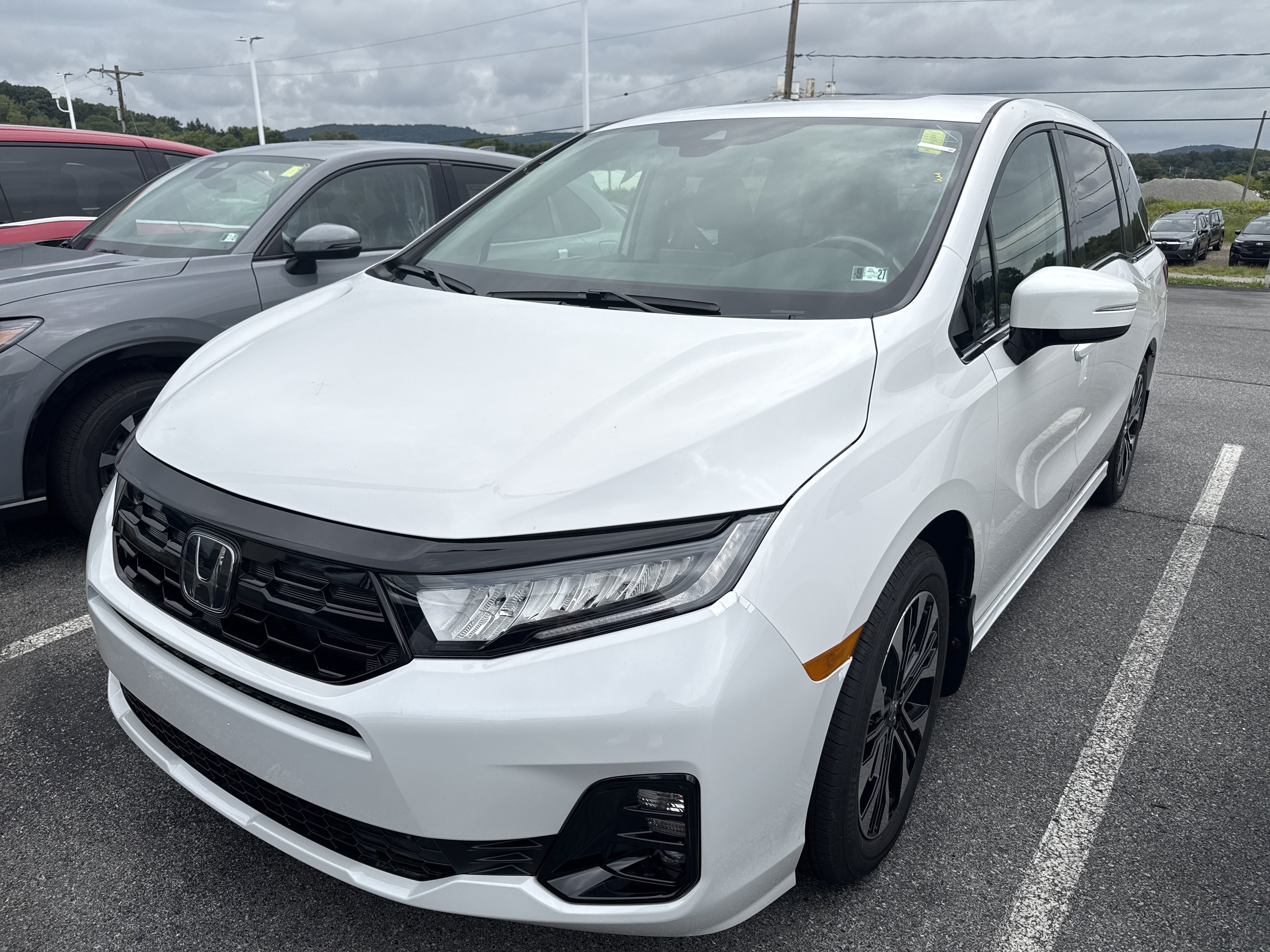 New 2026 Honda Odyssey Elite image 8
