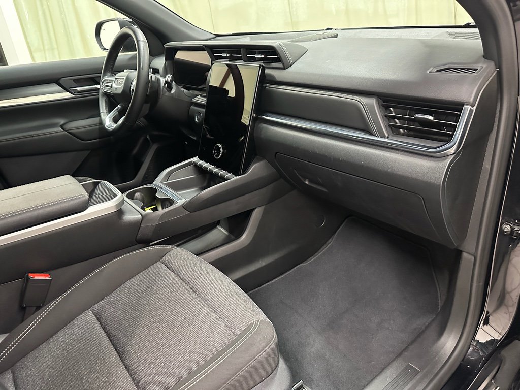 Used 2025 GMC Terrain Elevation image 26