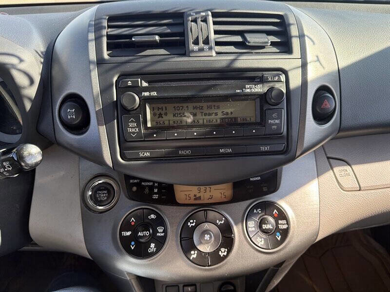 Used 2012 Toyota RAV4 Limited image 26