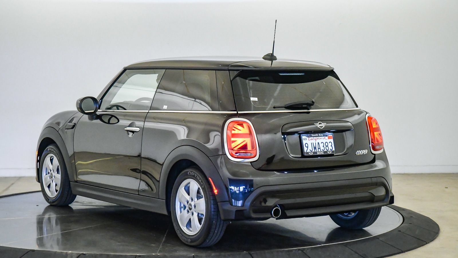 Certified 2024 MINI Cooper 2-Door Hardtop w/ Storage Package FWD image 2