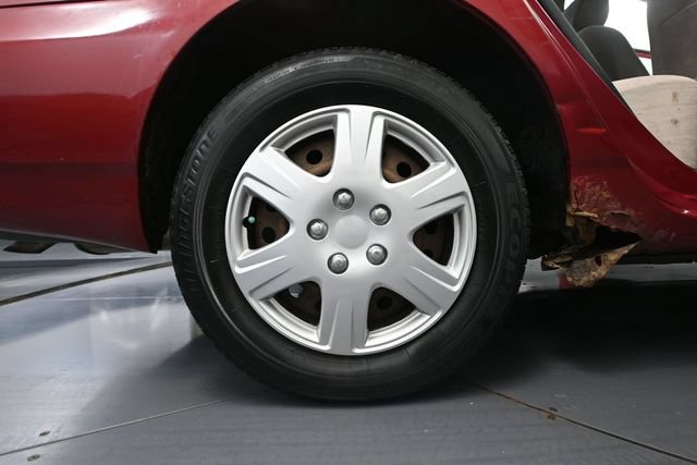 Used 2005 Toyota Corolla LE FWD image 13