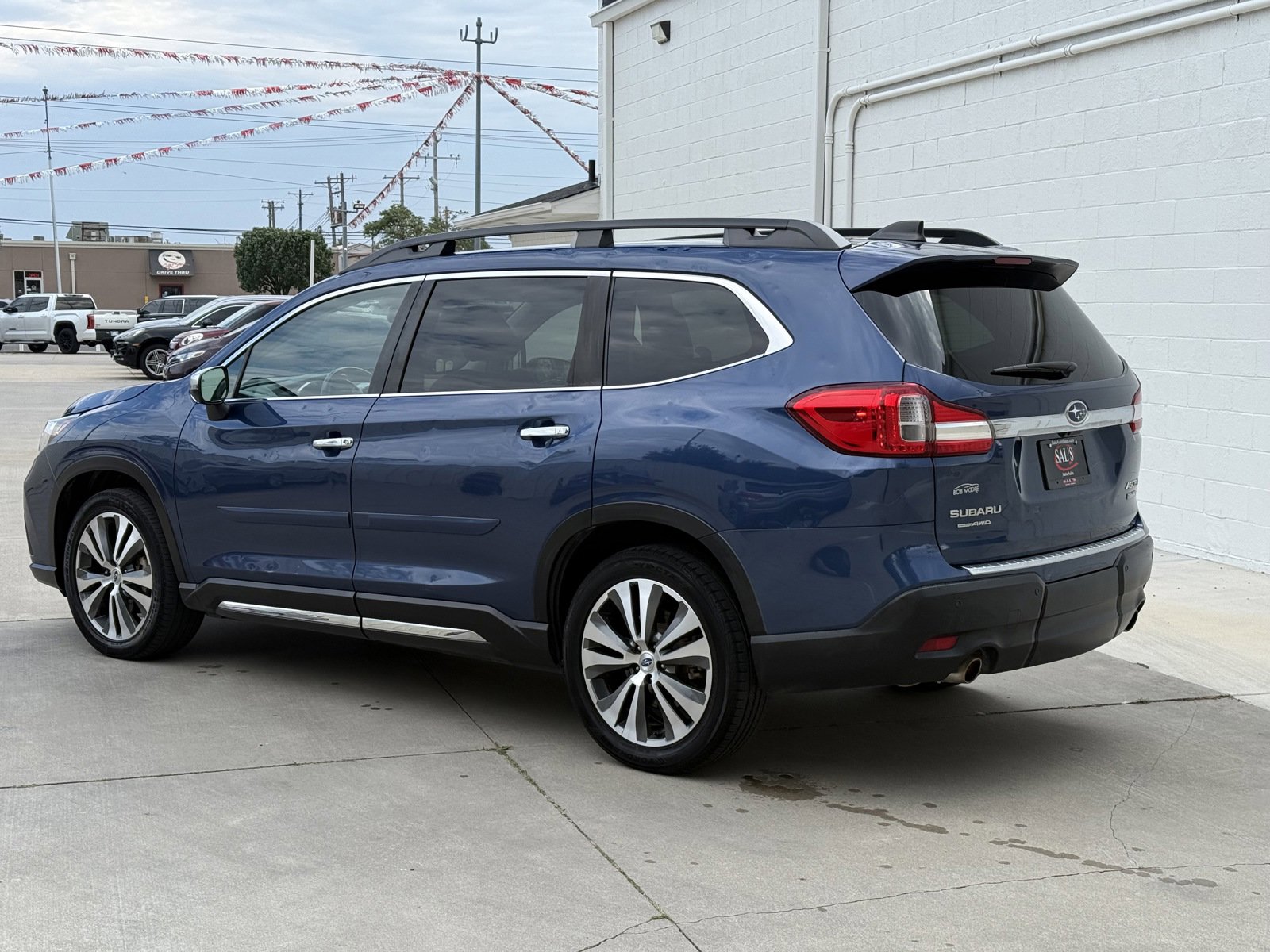 Used 2019 Subaru Ascent Touring image 5