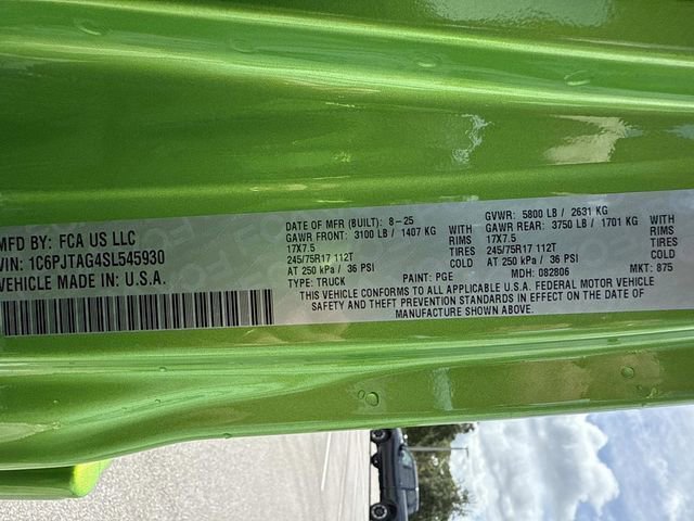 New 2025 Jeep Gladiator Sport image 33