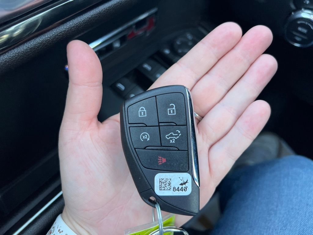 Used 2023 GMC Sierra 1500 AT4 image 28