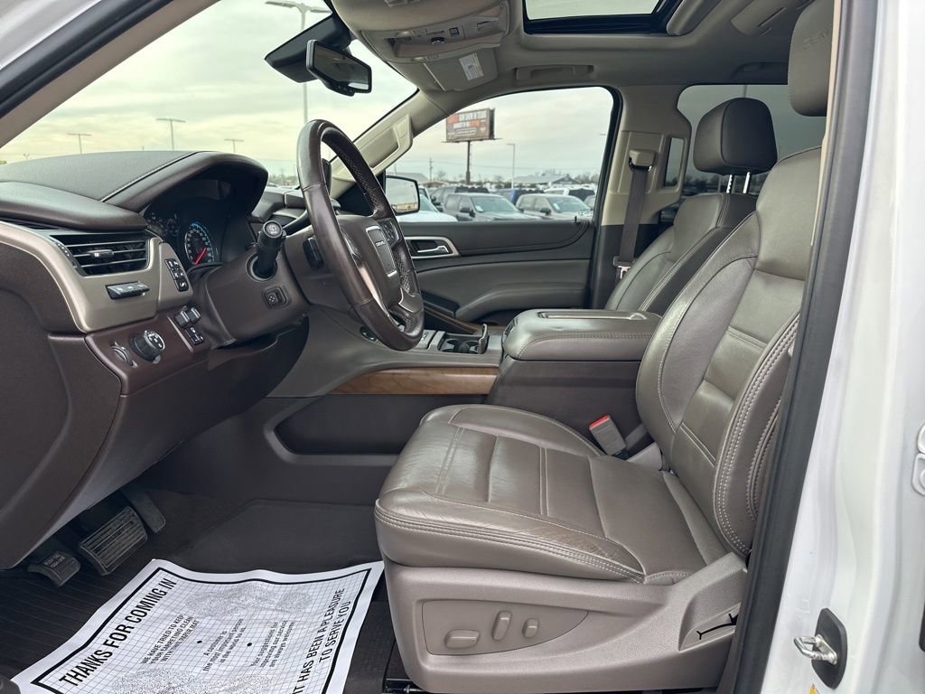 Used 2020 GMC Yukon Denali w/ Denali Ultimate Package image 16