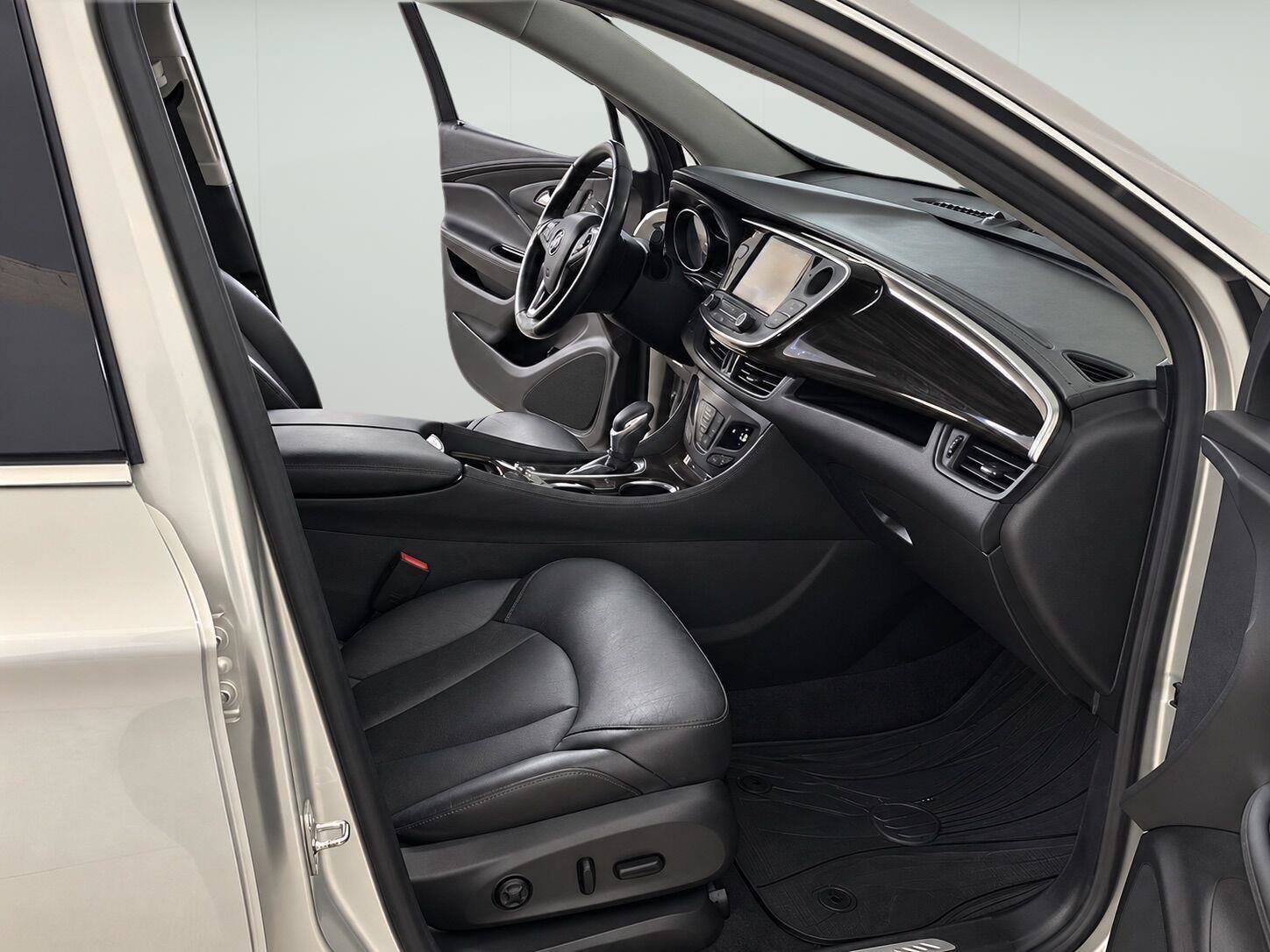 Certified 2019 Buick Envision Essence AWD/4WD image 12