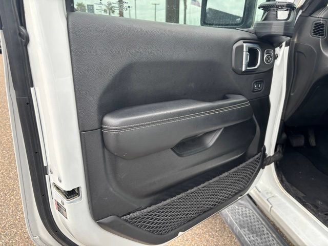 Used 2021 Jeep Gladiator Overland w/ Popular Equipment Package AWD/4WD image 9