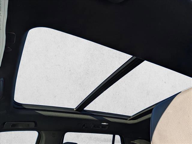 Used 2022 GMC Yukon Denali image 16