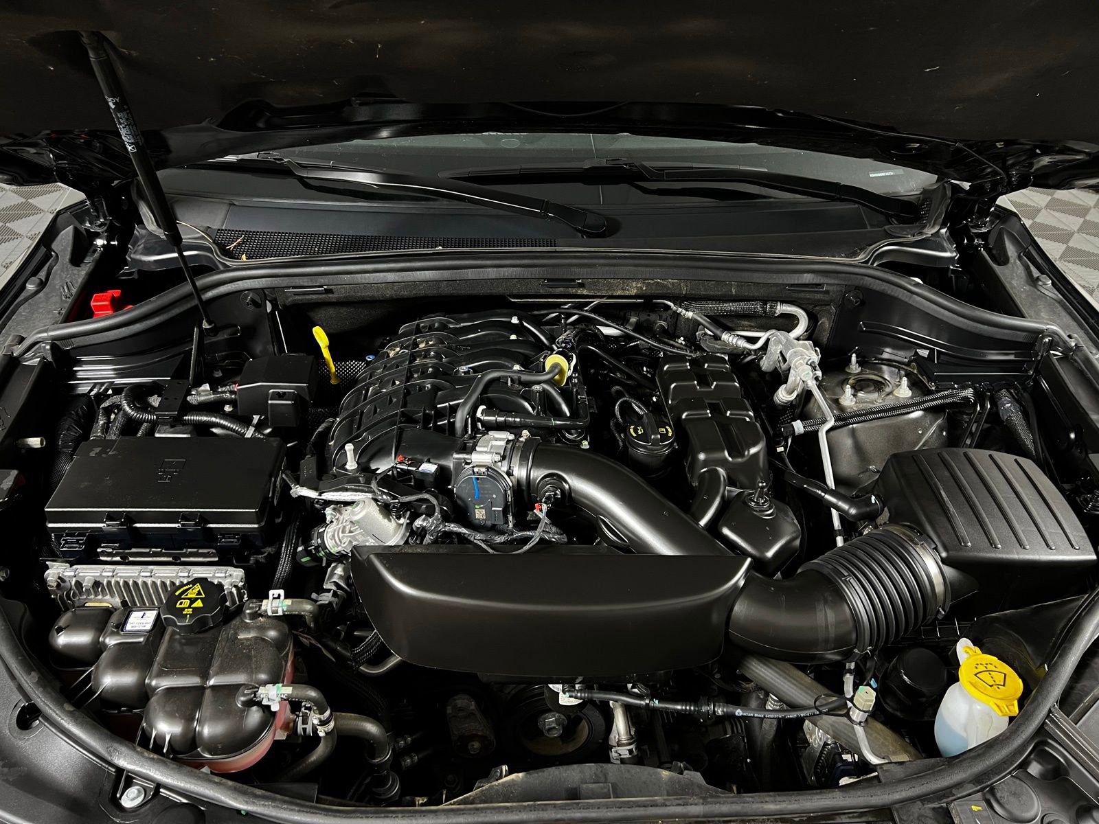 Used 2024 Dodge Durango GT image 9