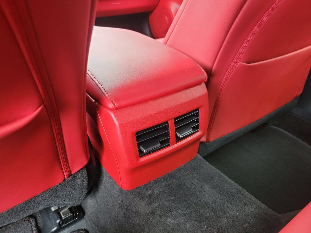 Used 2025 Lexus IS 350 F Sport w/ Accessory Package 2 RWD image 10