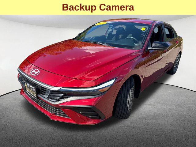 Used 2025 Hyundai Elantra Sport image 6