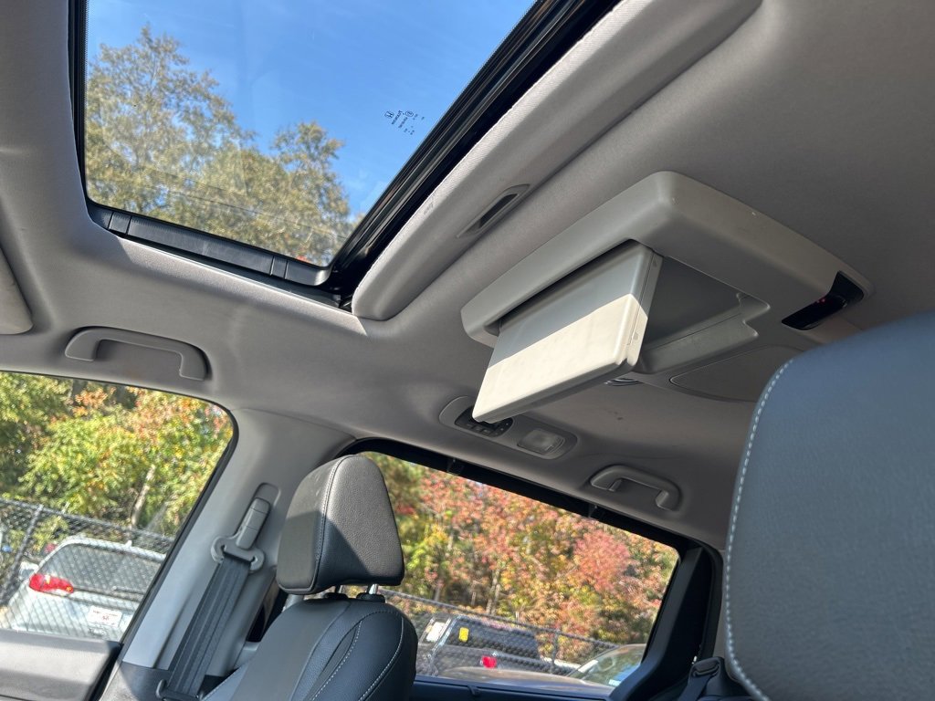 Used 2022 Honda Odyssey Touring image 7