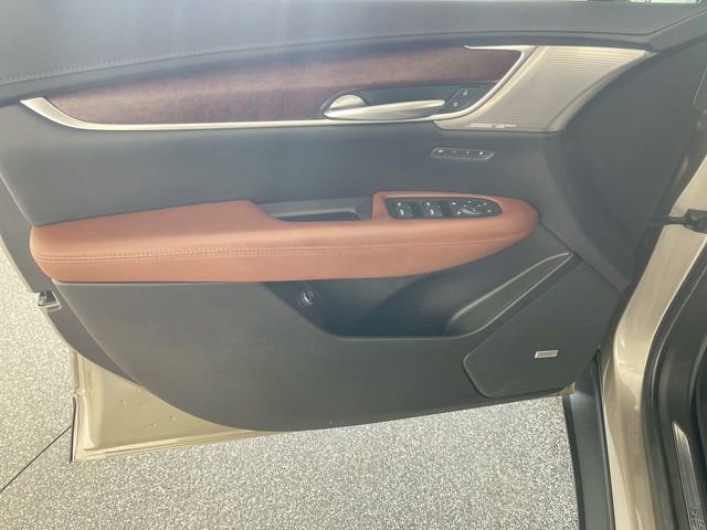 Used 2023 Cadillac XT5 Sportv w/ LPO, Floor Liner Package image 36