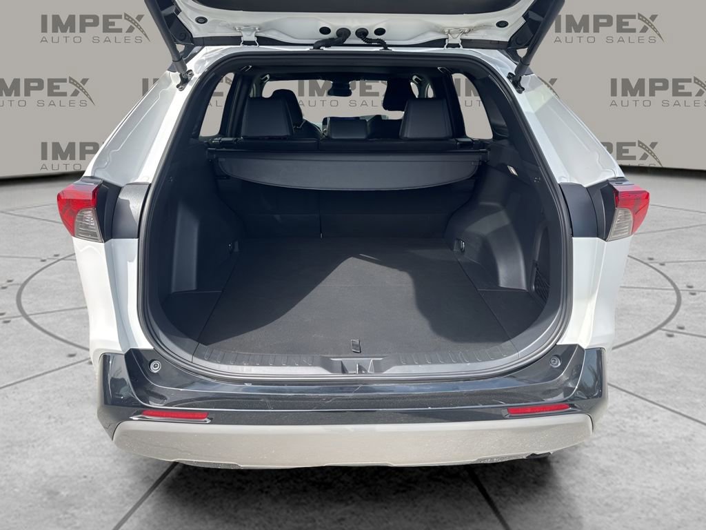 Used 2024 Toyota RAV4 XSE image 30