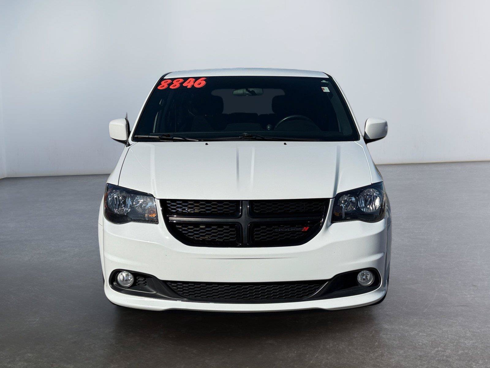 Used 2016 Dodge Grand Caravan SXT FWD image 8