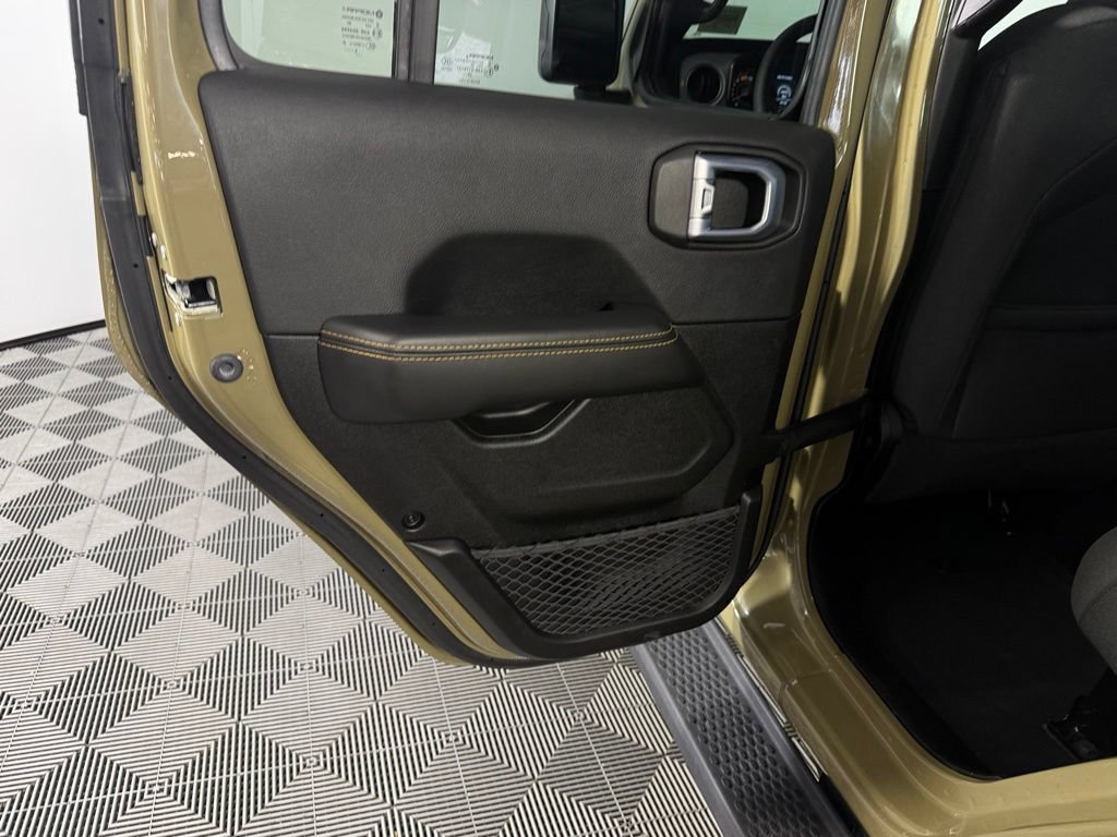 Certified 2026 Jeep Wrangler Unlimited Sahara AWD/4WD image 26