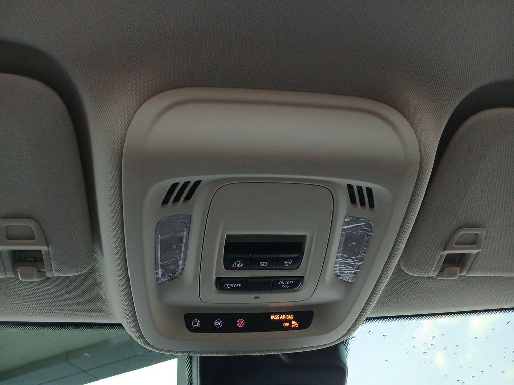 Certified 2023 Buick Envision Essence w/ Sport Touring Package image 14