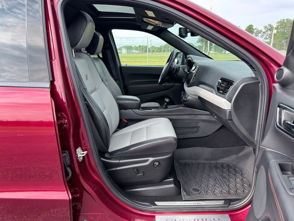 Used 2022 Dodge Durango R/T w/ Blacktop Package AWD/4WD image 38