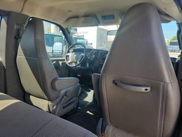 Used 2018 Chevrolet Express 3500 LT w/ LT Preferred Equipment Group RWD image 15
