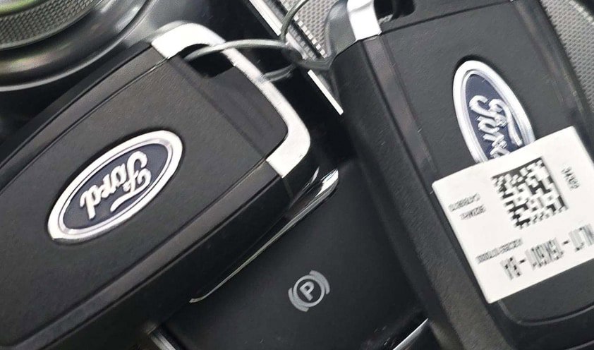 Used 2023 Ford Edge Titanium w/ Equipment Group 301A AWD/4WD image 6