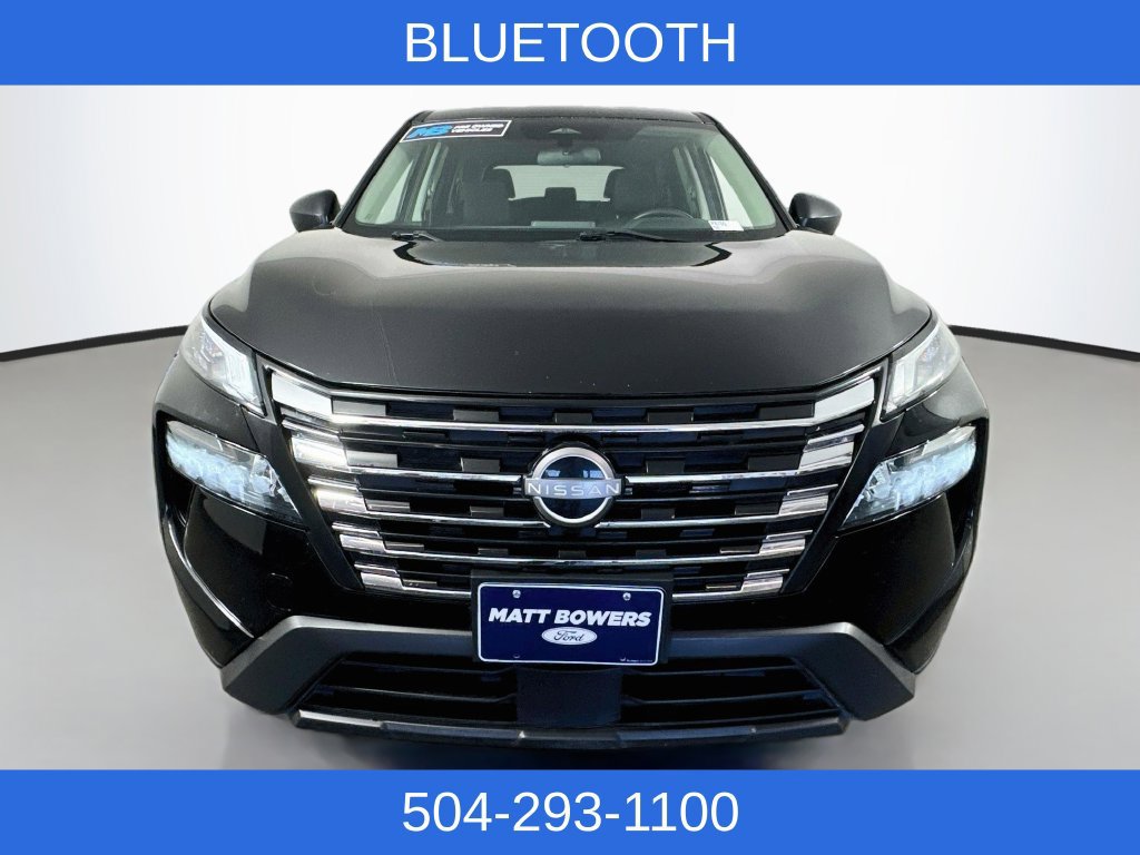 Used 2024 Nissan Rogue S AWD/4WD image 3