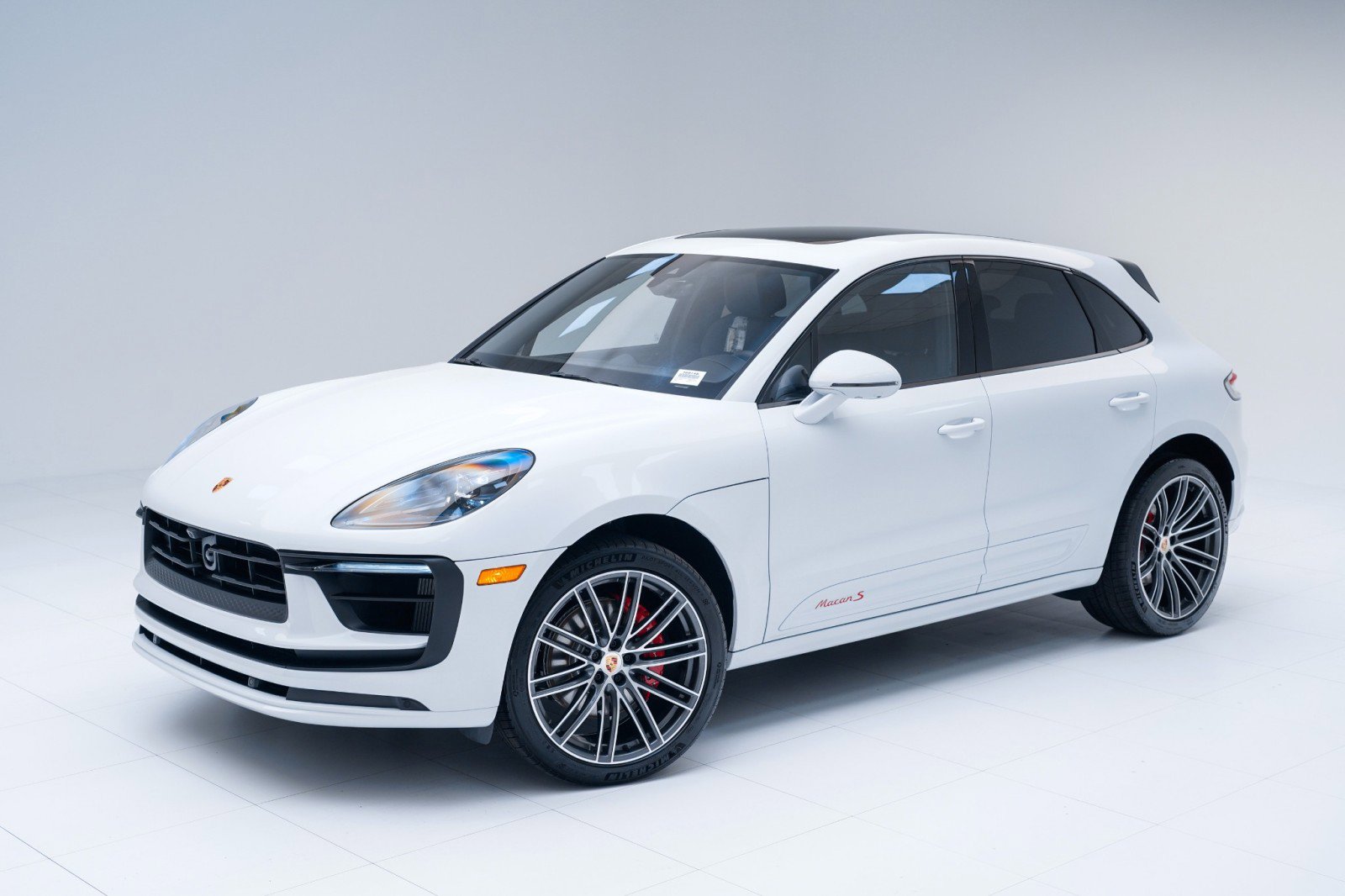 New 2026 Porsche Macan S image 1