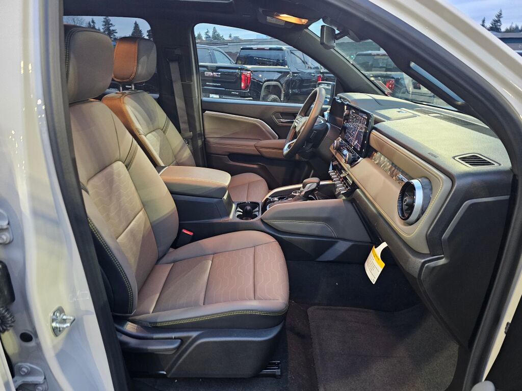 New 2026 Chevrolet Colorado ZR2 w/ Technology Package image 30