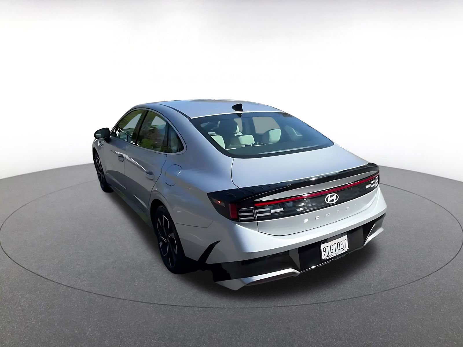 Used 2025 Hyundai Sonata SEL FWD image 11