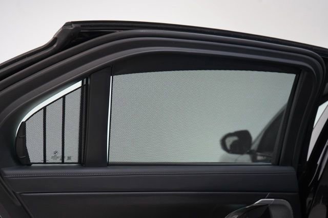 Used 2025 BMW 740i xDrive image 36