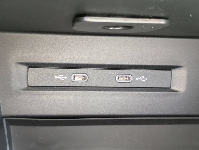 New 2026 Volkswagen Taos SE FWD image 24